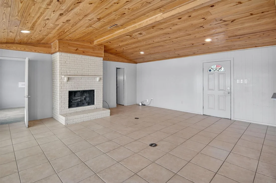 Photo of 9303 County Road 331