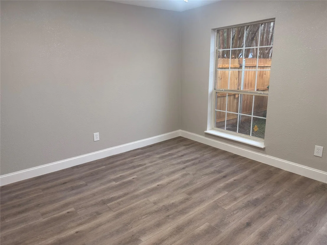 Photo of 112 Myrtle Dr