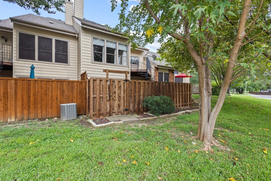Photo of 106 Summer Place Circle