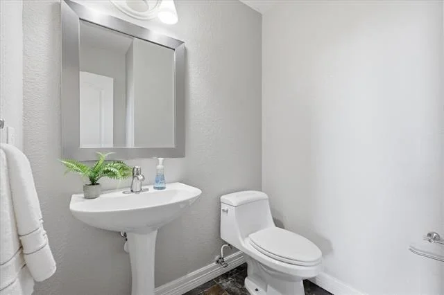 Photo of 5401 Palace Drive