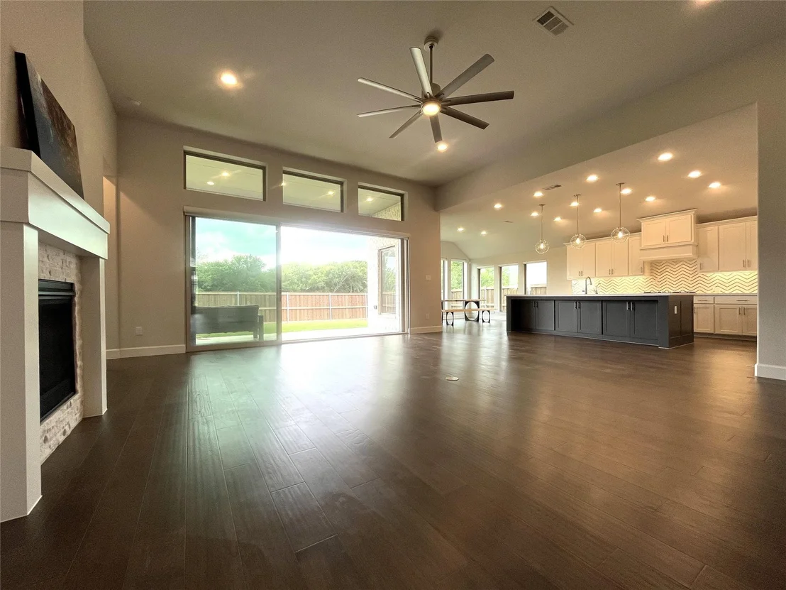 Photo of 2834 Midlake Drive