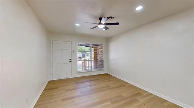 Photo of 2530 Robin Lane