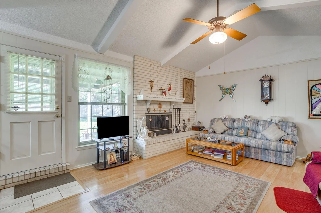 Photo of 1512 Lamplighter Lane