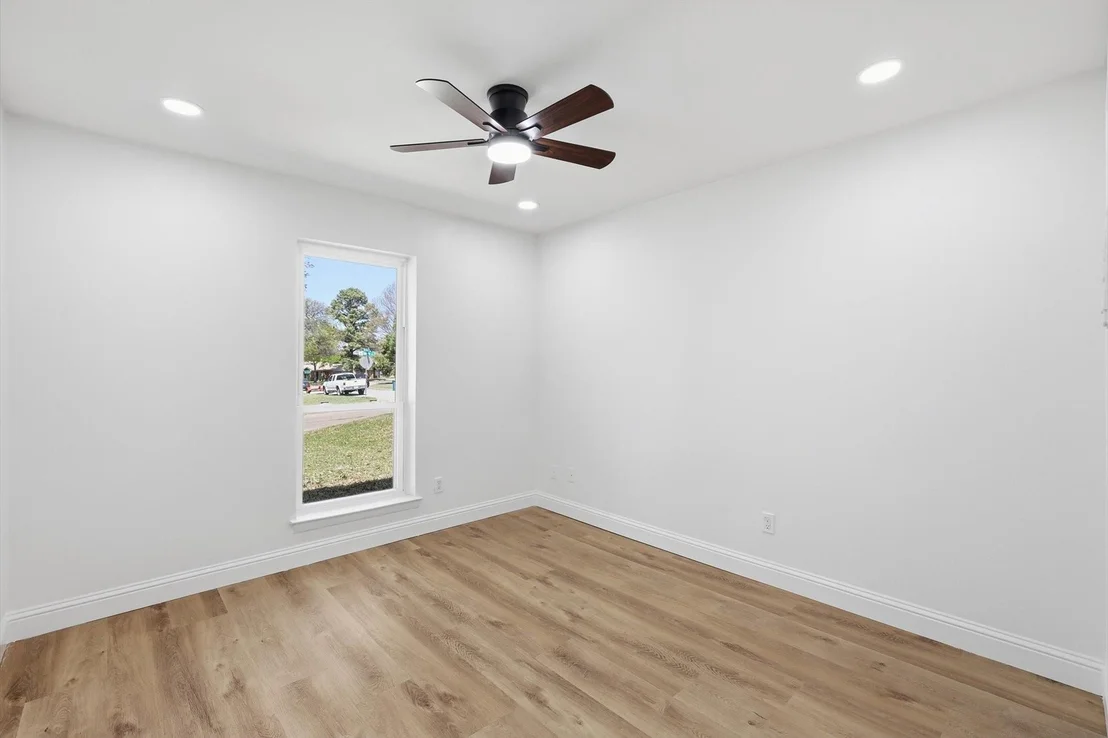 Photo of 2211 Sierra Drive