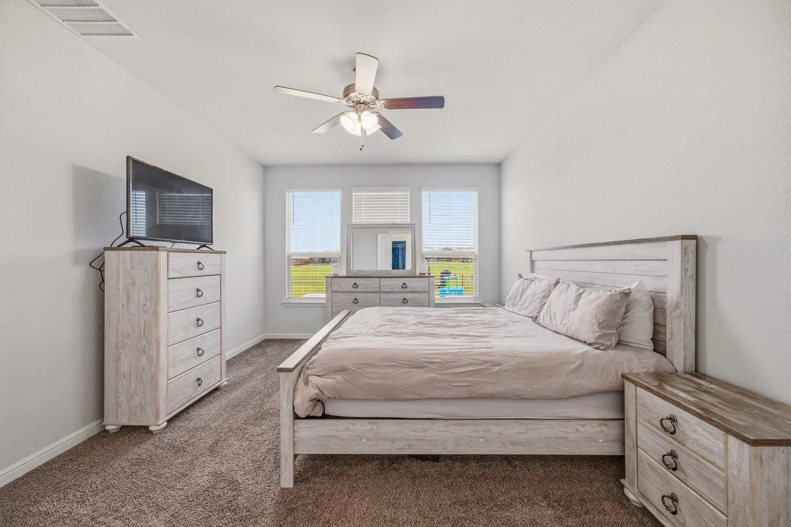 Photo of 1106 Burlingame Drive