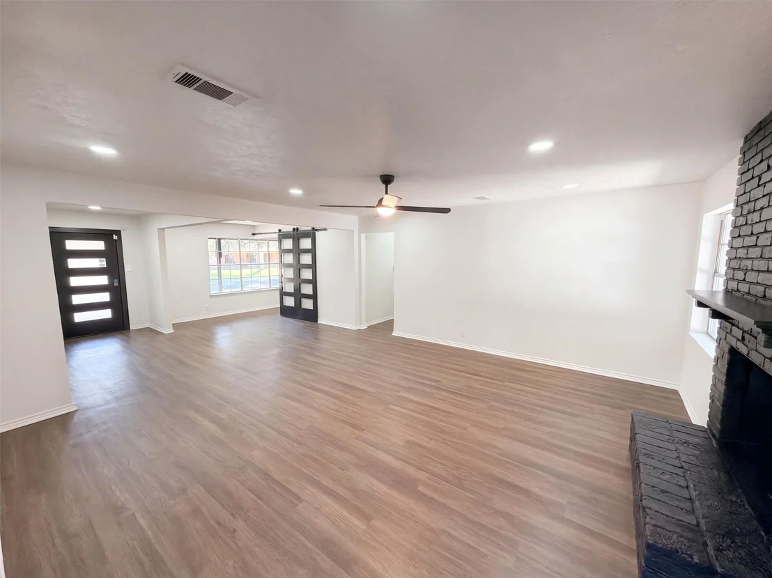 Photo of 1329 Wellington Drive