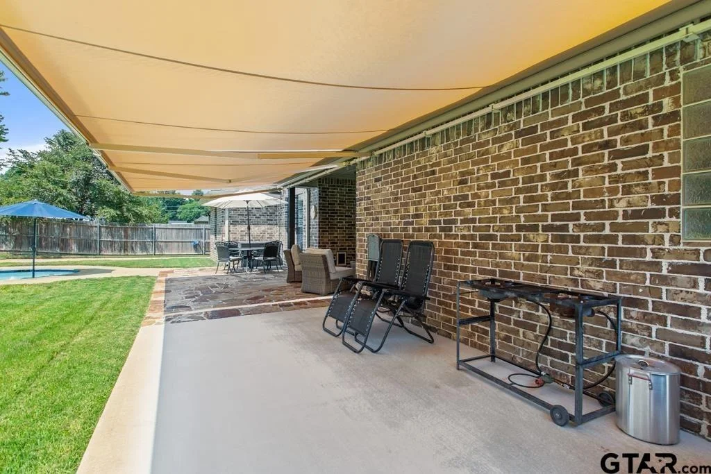 Photo of 19551 Sandhill Lane