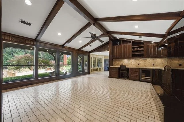 Photo of 112 Willowbrook Drive
