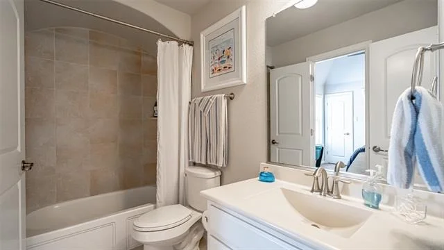 Photo of 7033 Benjamin Way