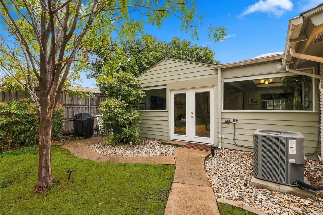 Photo of 306 W Northgate Drive