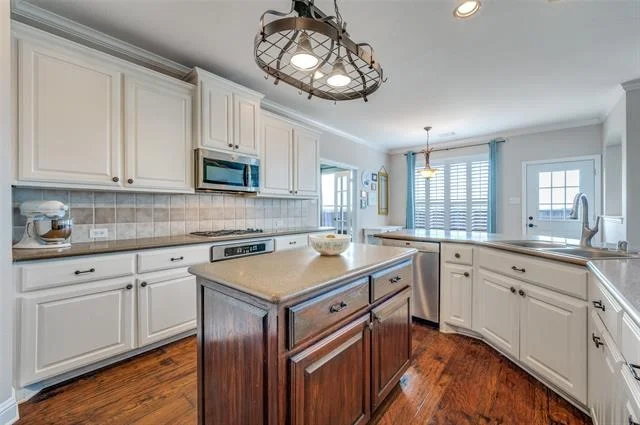 Photo of 1230 Amistad Drive