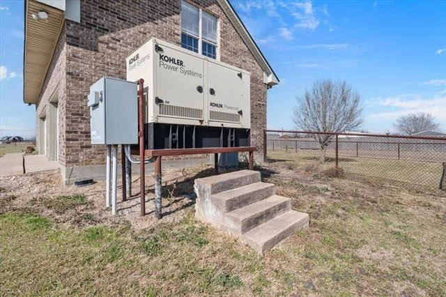 Photo of 1141 Lake Halbert Road