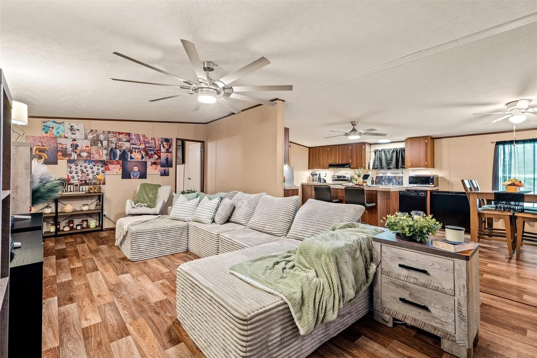 Photo of 9815 Private Road 3792