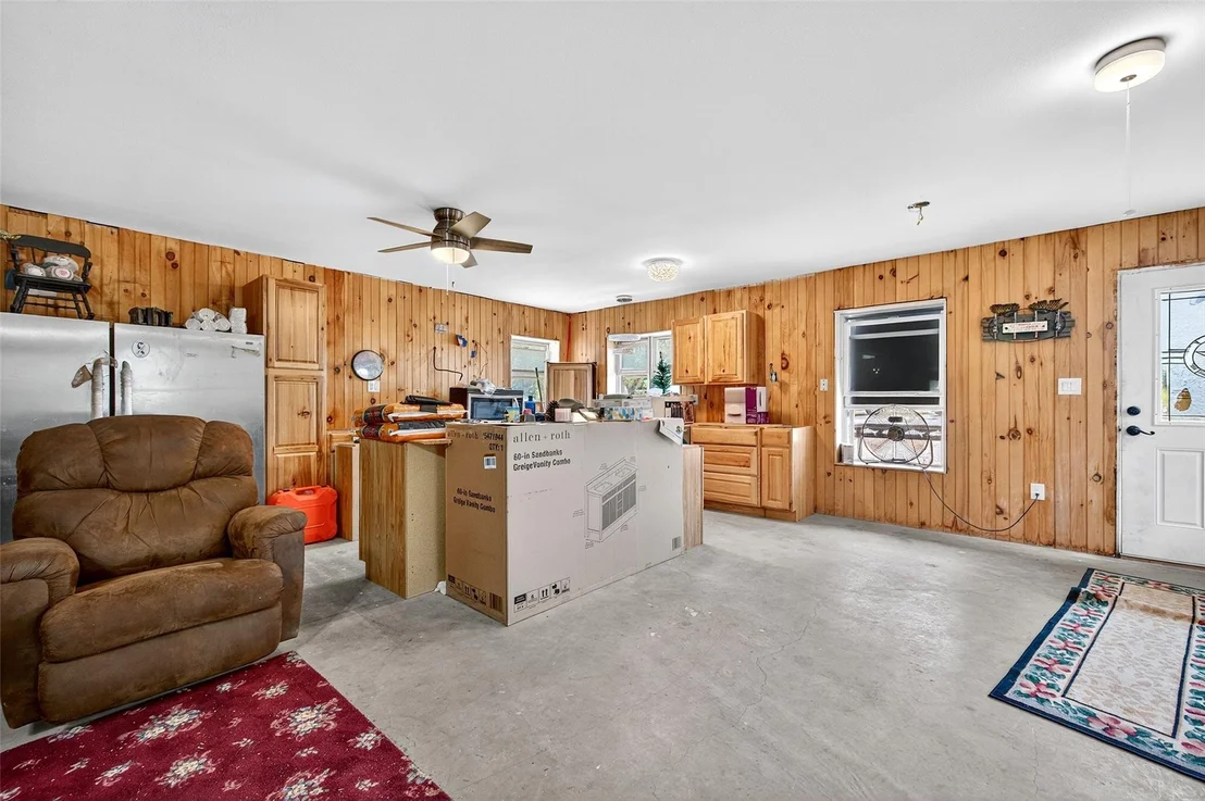 Photo of 1200 County Road 1215