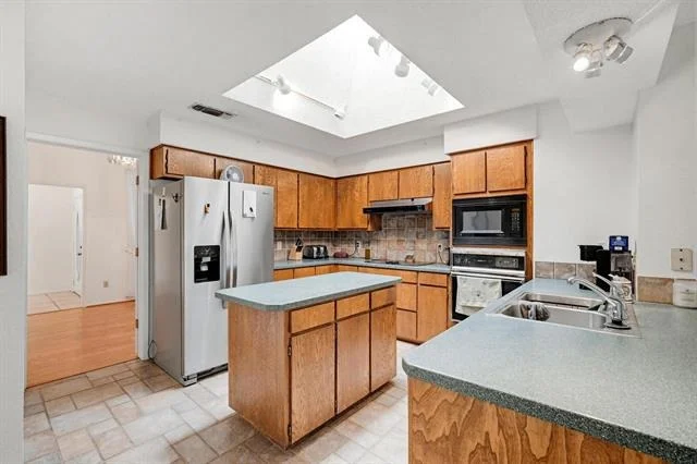 Photo of 2401 Oak Shadow Court
