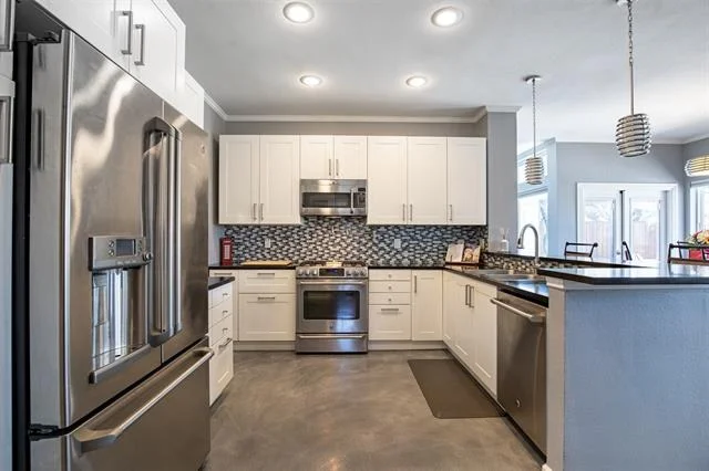 Photo of 5204 Alexander Drive