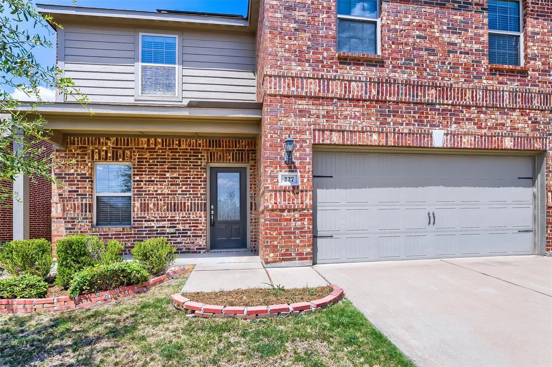 Photo of 227 Curt Street