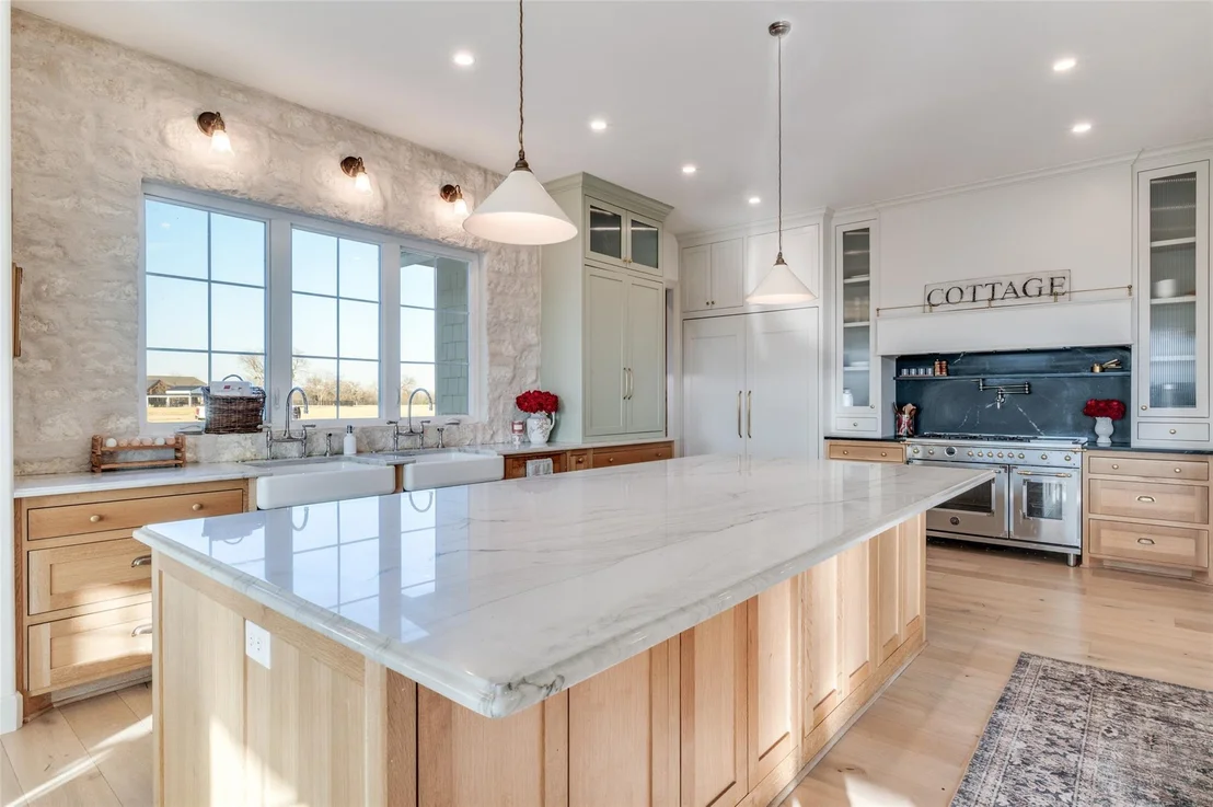 Photo of 5165 Hartlee Field Road