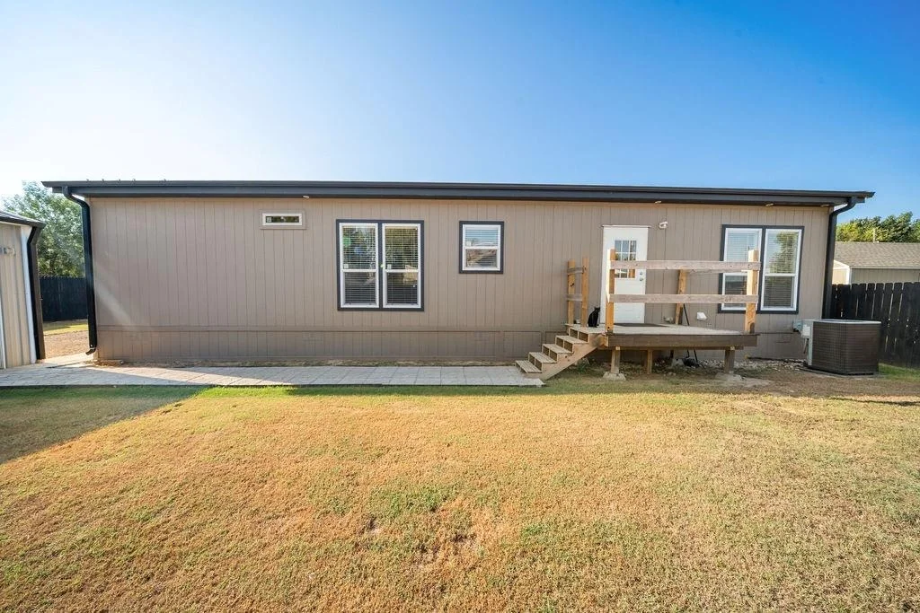 Photo of 827 Cheyenne