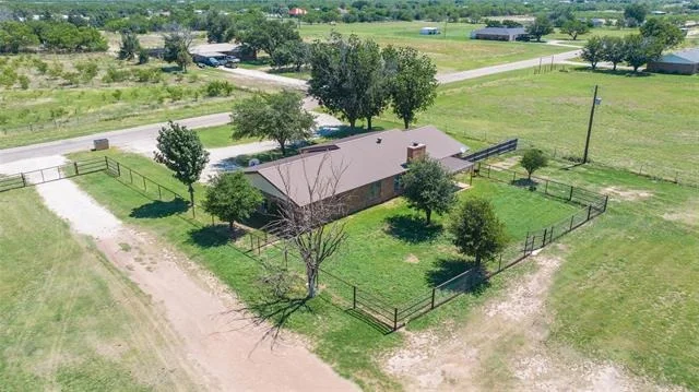 Photo of 427 Meadow Lane