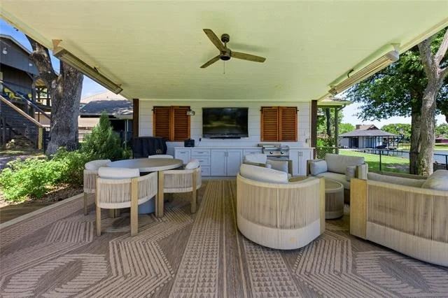 Photo of 104 Doering Bay Circle