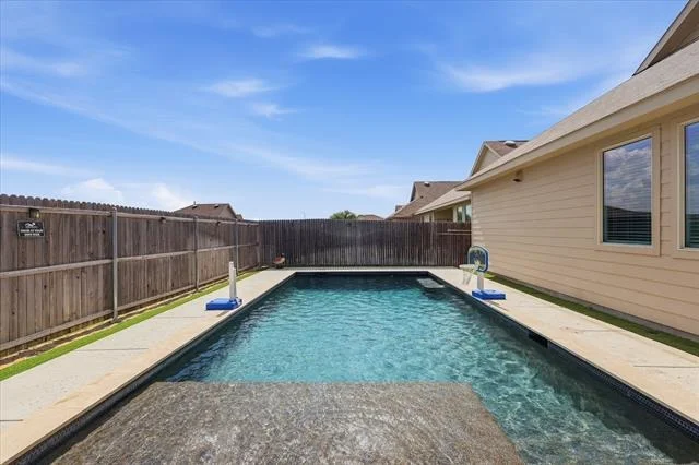 Photo of 645 Ridgeback Trail