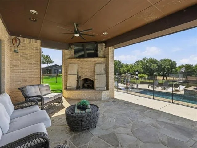 Photo of 712 Frenchtown Road