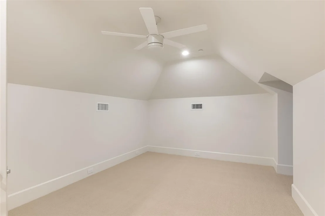 Photo of 3106 Cornell Avenue
