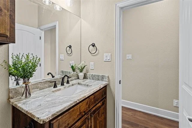 Photo of 1064 Eagles Bluff Drive