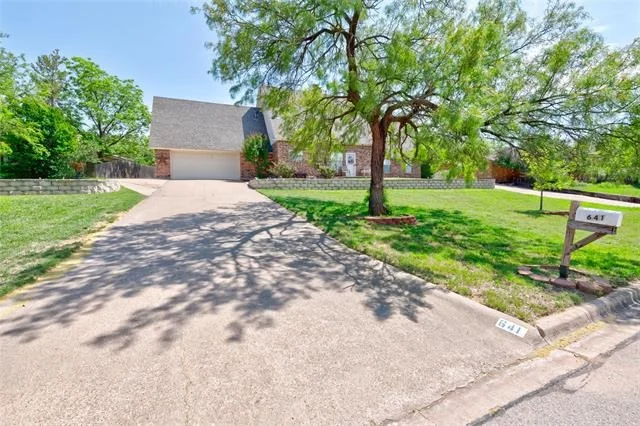 Photo of 641 Green Valley Drive