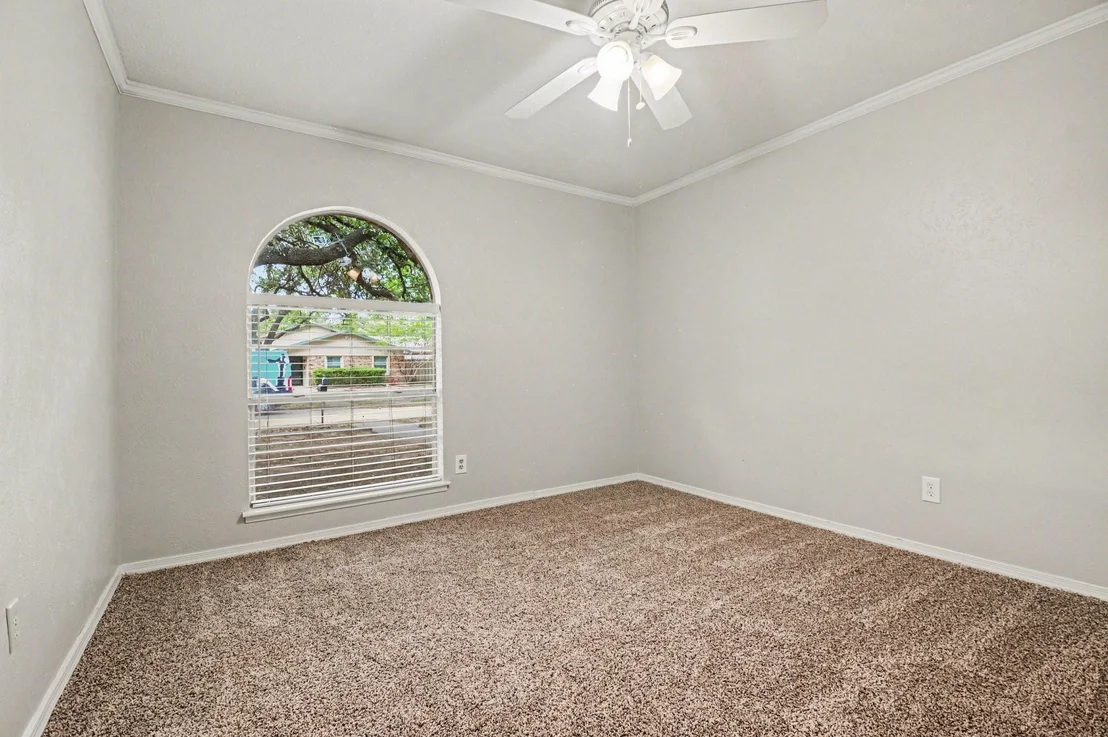 Photo of 1408 Vanderbilt Drive