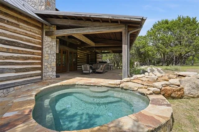 Photo of 1046 Grandview Drive