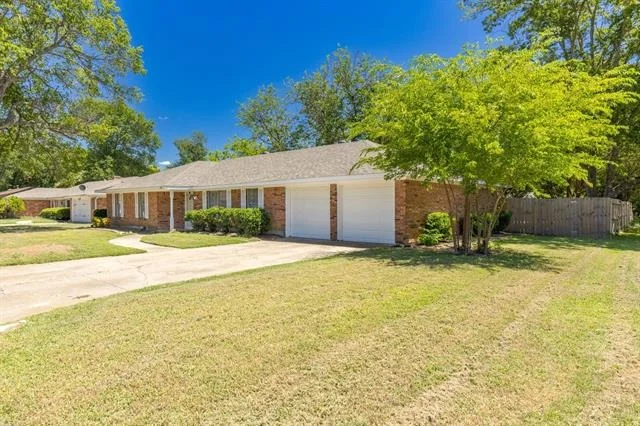 Photo of 148 Royal Lane