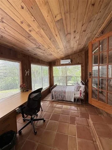 Photo of 232 Private Road 1500a