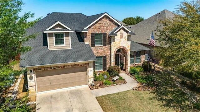 Photo of 404 Fairway Bluff Drive
