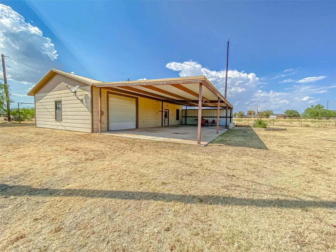 Photo of 520 Greenfield Road