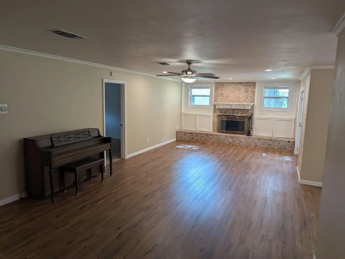 Photo of 2908 Ashbury Drive