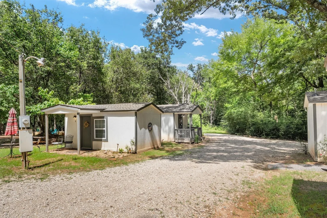 Photo of 2525 US Highway 175