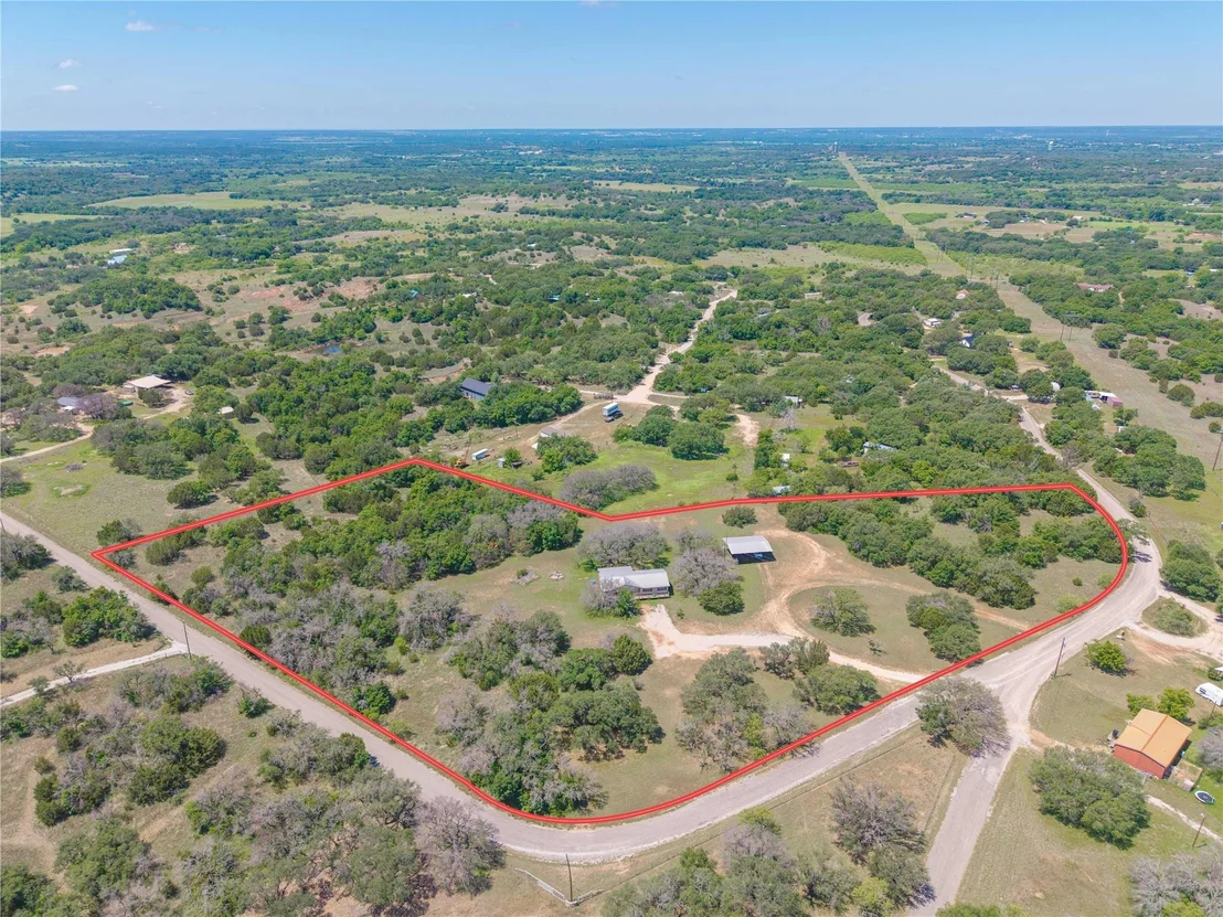 Photo of 346 Whispering Oaks Lane