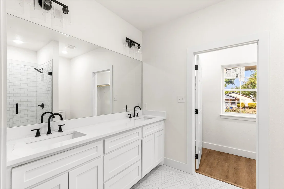 Photo of 1100 N 16th Street