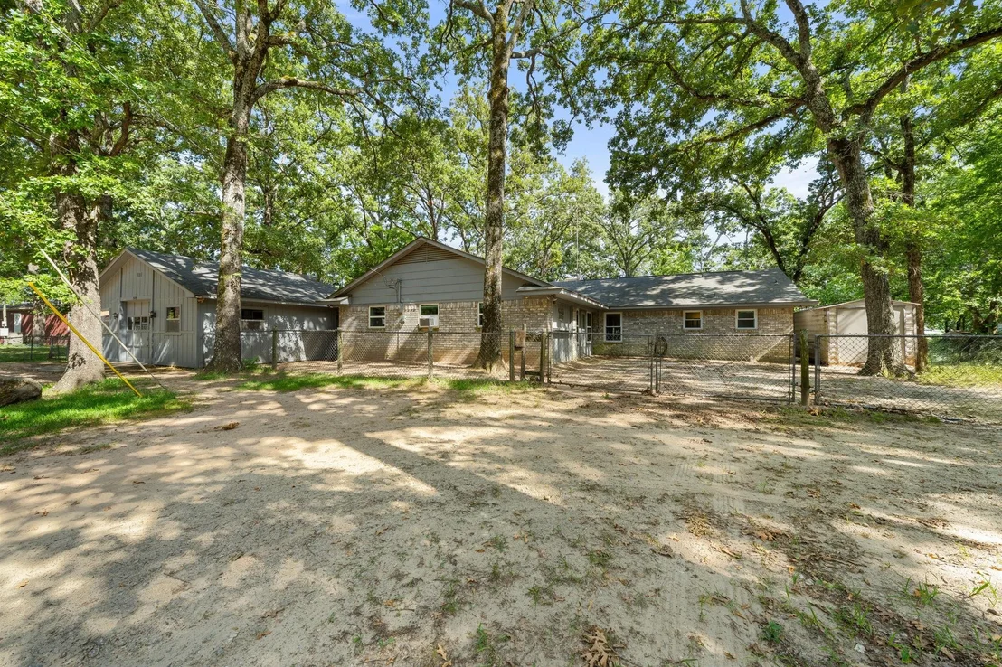 Photo of 3935 Autumn Point Drive