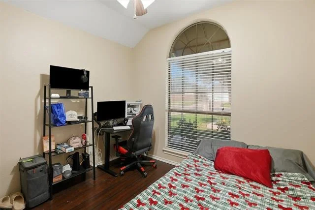 Photo of 708 Hillcrest Drive
