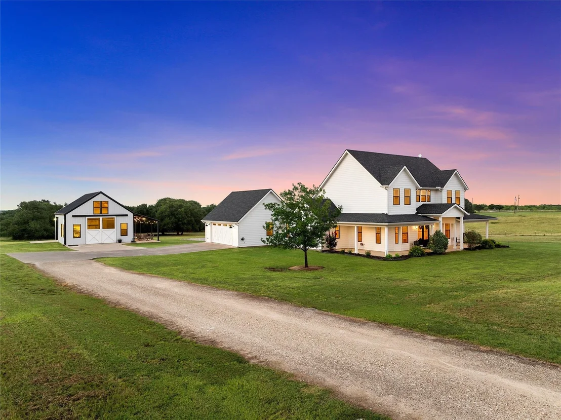 Photo of 252 Austin Hines Drive
