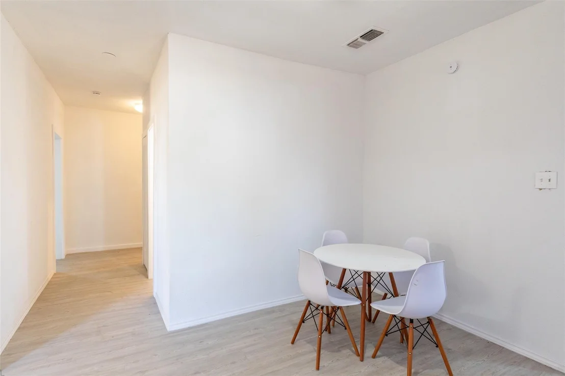 Photo of 1833 N 7th Street