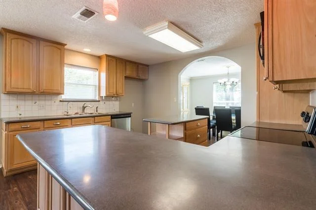 Photo of 4270 Rendon Road