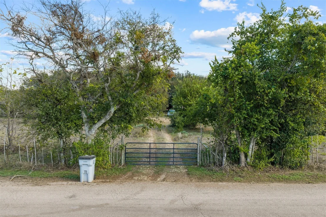 Photo of 985 County Road 339