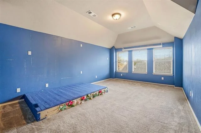 Photo of 409 Crown Oaks Drive