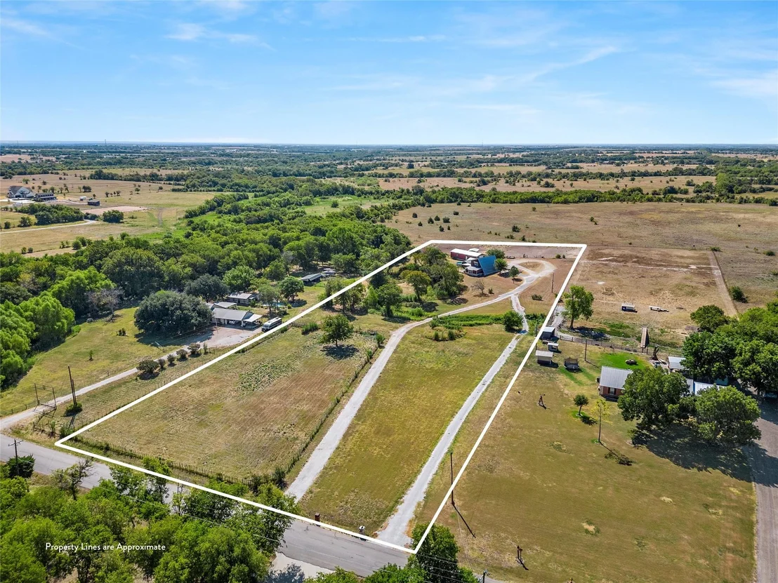 Photo of 518 Warren Road