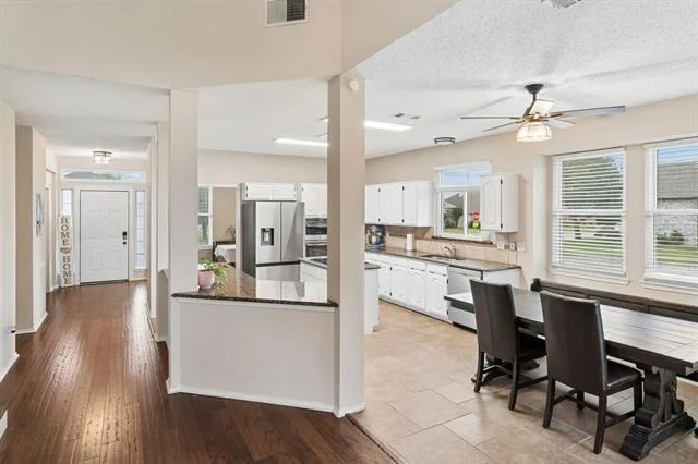 Photo of 918 E Grubb Drive