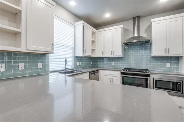Photo of 1225 Crownview Lane